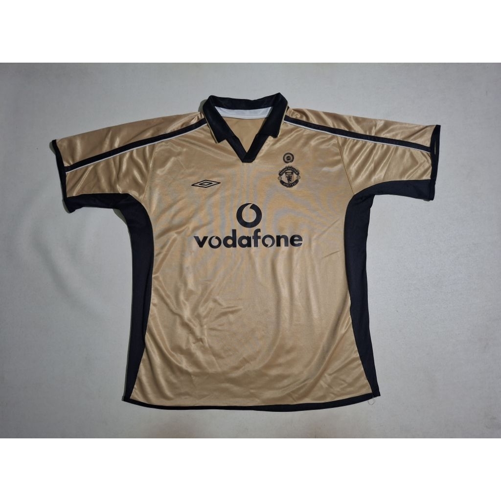 JERSEY BOLA MANCHESTER UNITED TAHUN 2001/2002