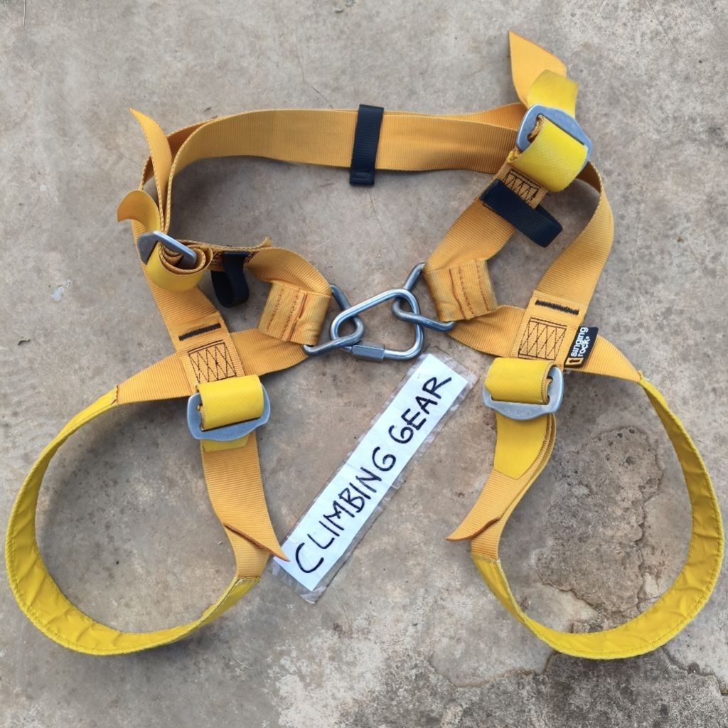 SINGING ROCK DIGGER LIGHT HARNESS SRT SPELEO CAVING SECOND BEKAS PAKAI BUKAN PETZL SUPERAVANTI