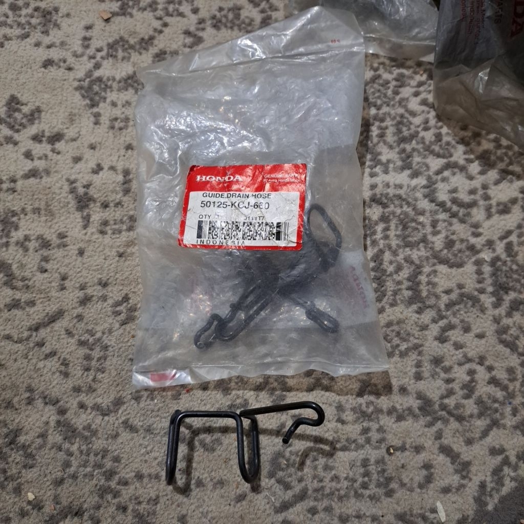 Guide Drain Hose Honda Tiger Revolution Bracket Klem Selang Minyak Rem Cakram Belakang Knalpot Honda