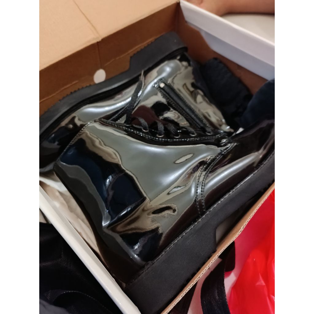 Sepatu PDH Trav