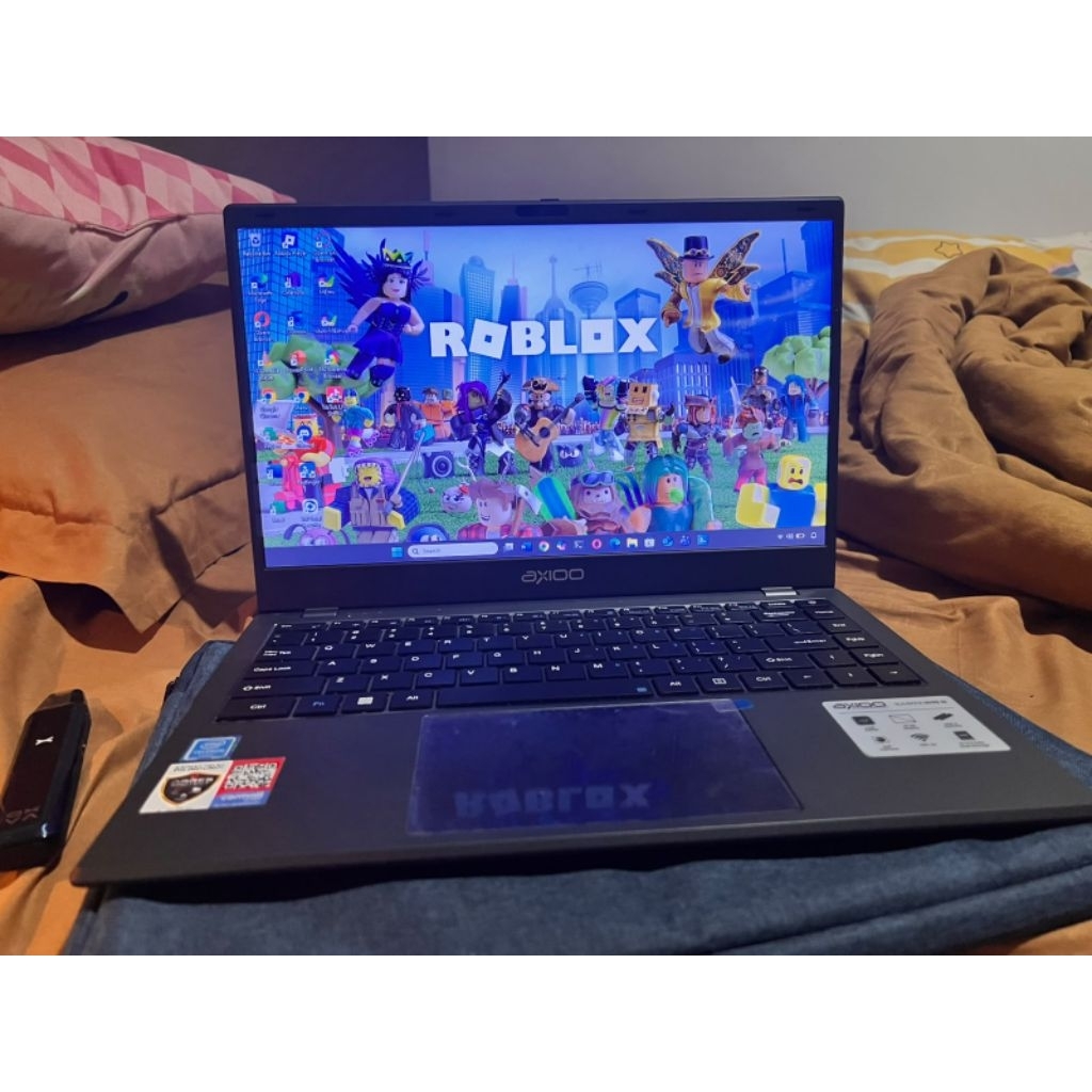 Laptop Axioo Slim Book Hype 10 ( Second )