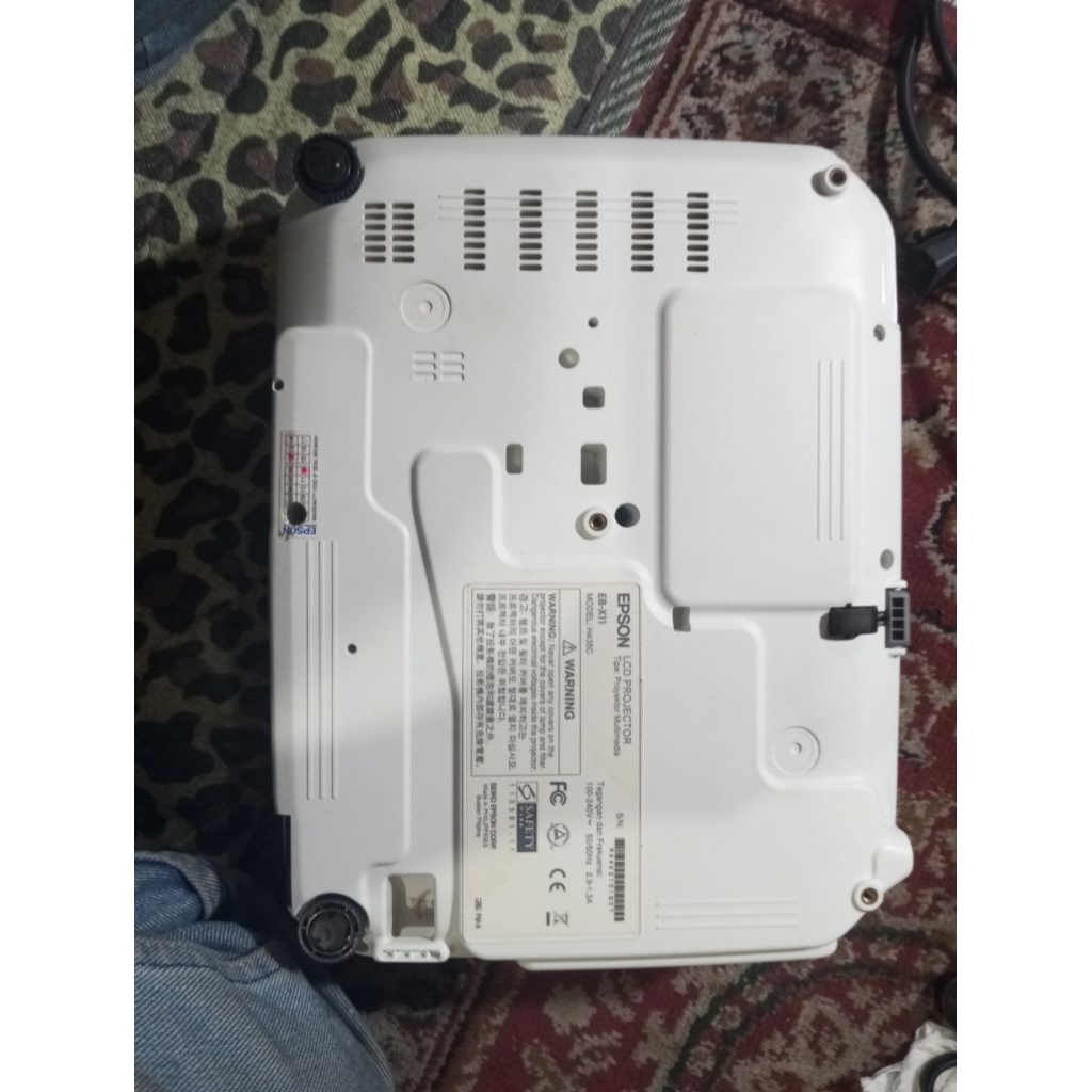 proyektor epson minus lampu