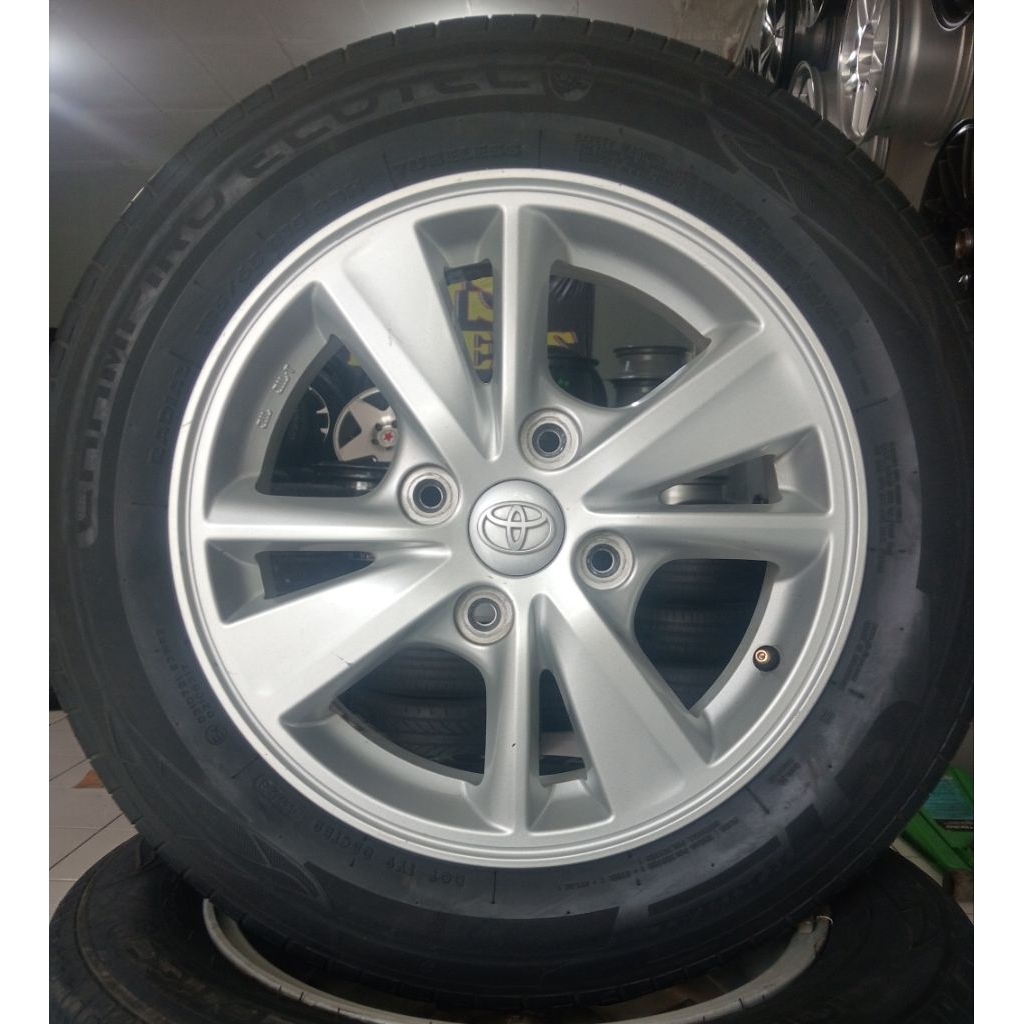 velg mobil second OEM Toyota Avanza Veloz R15