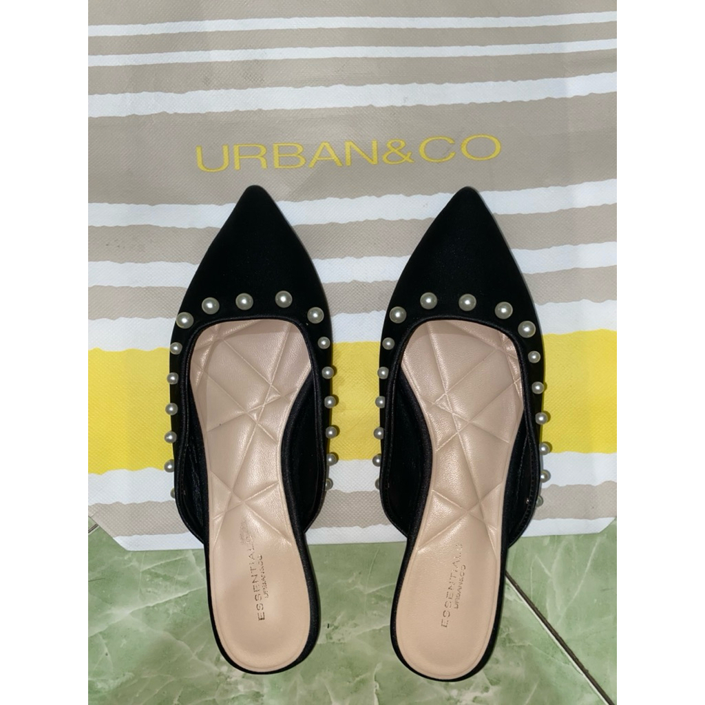 Flat shoes Urban & Co