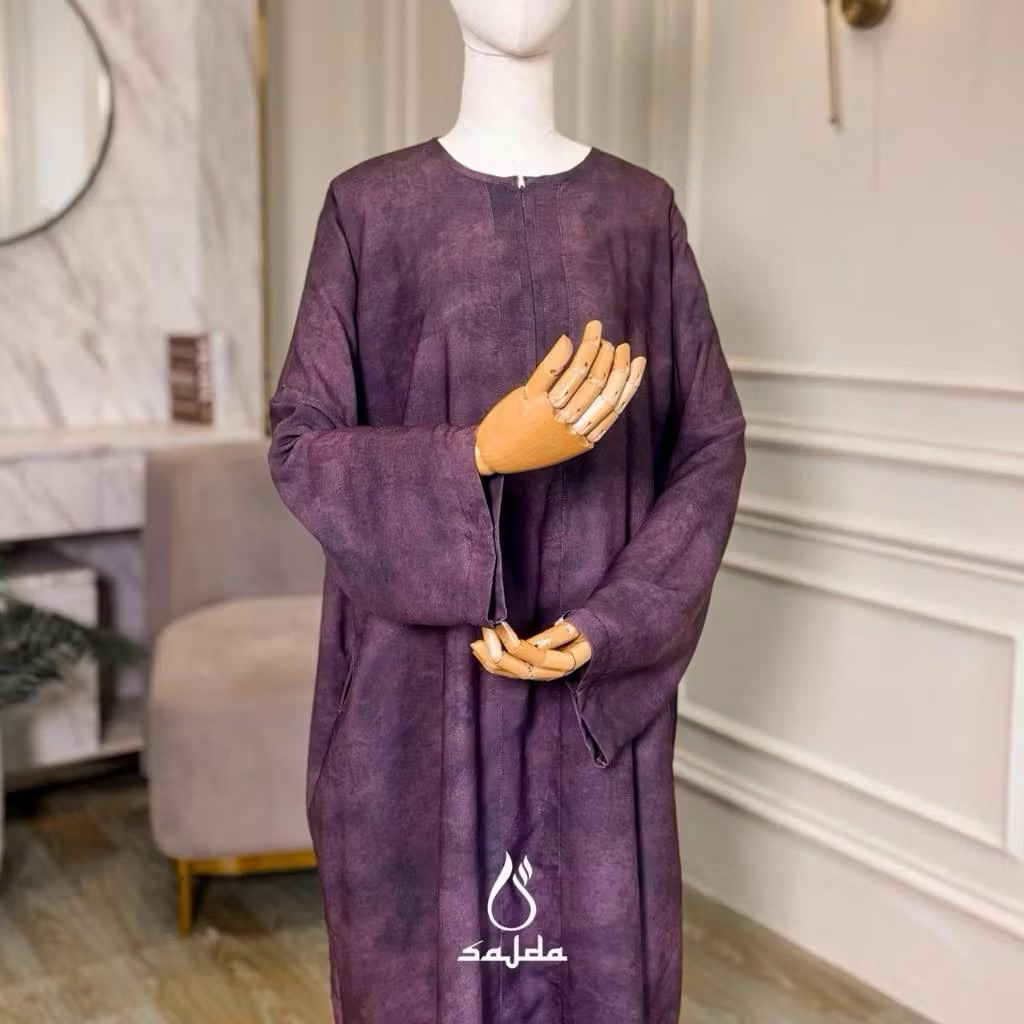 NWT Abaya Elijah Sajda (Tsurayya Hijab) size M black-vineyard wine