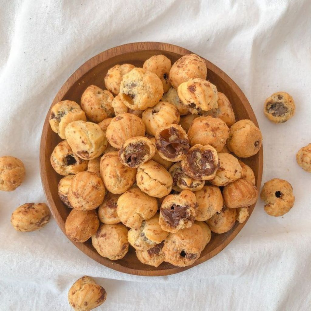 Soes Coklat Lumer - Soes Keju Kering