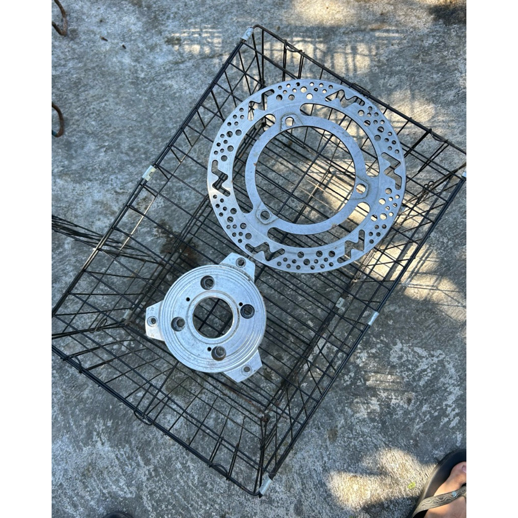 Adaptor depan velg mio pnp aerox set disc sunstar