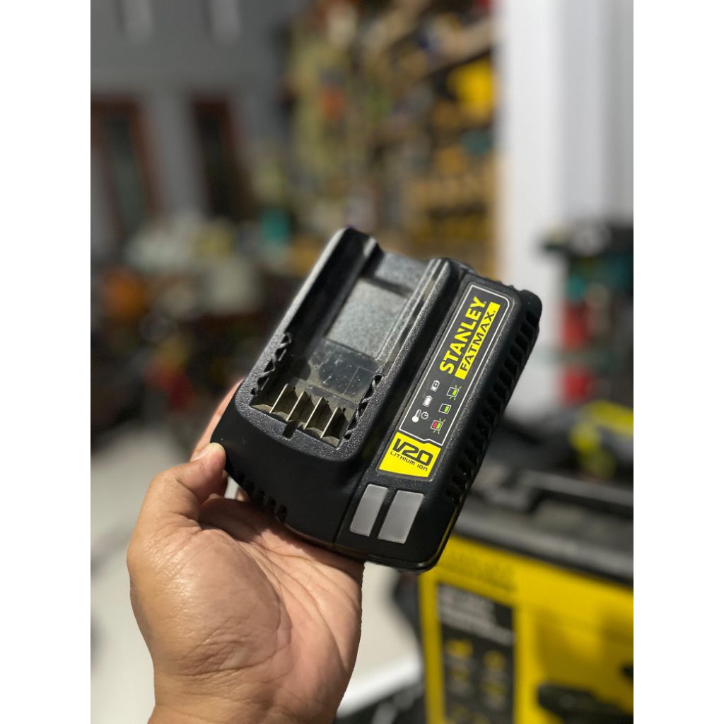 jigsaw, baterai, charger stanley fatmax