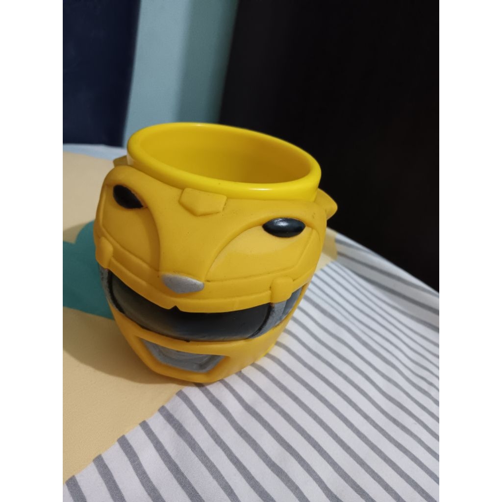 mug power ranger kuning vintage