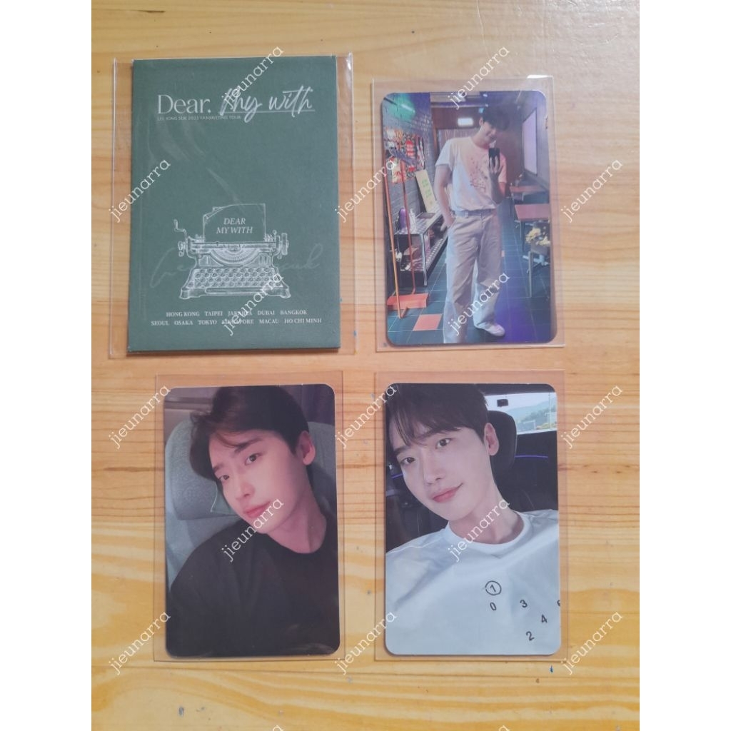 Lee Jong Suk Official Photocard - PC 2023 Fanmeeting Tour