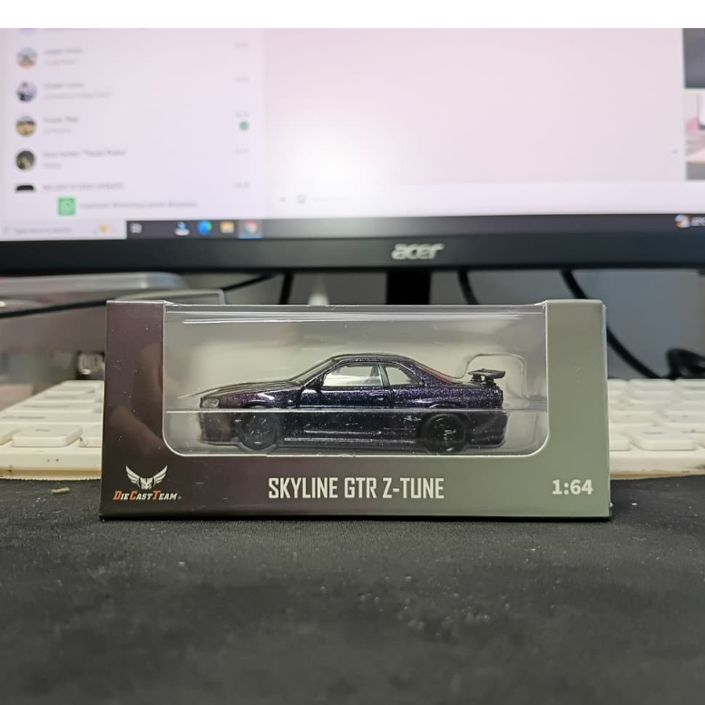DCT x Topart 1:64 Nissan Skyline R34 Z-Tune MIDNIGHT PURPLE