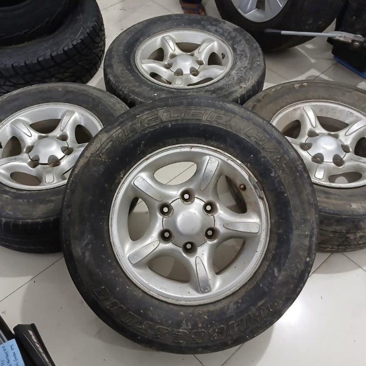 Velg Mobil Bekas STD PHANTER R15 X6,5 6X139,7 (VELG SAJA)