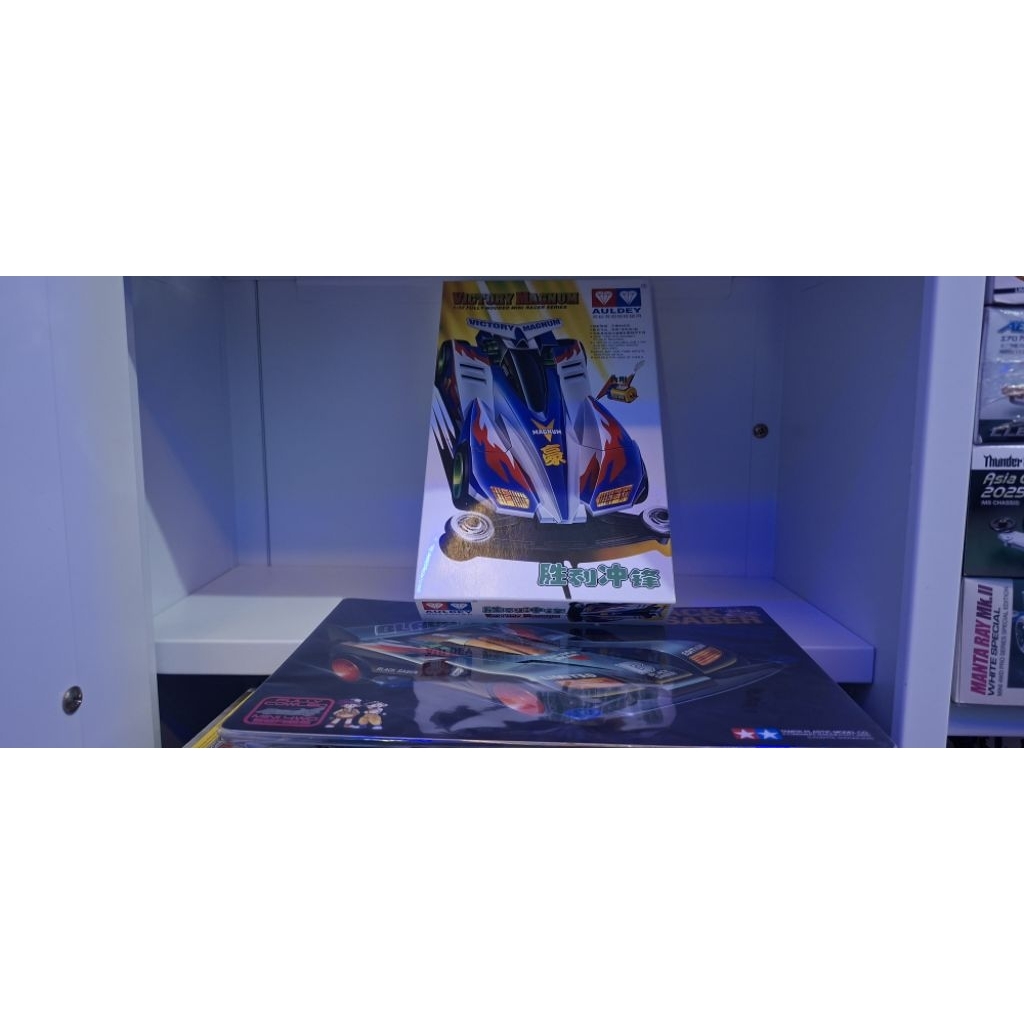 Auldey Mini 4WD - Victory Magnum (Body Putih & Hijau)