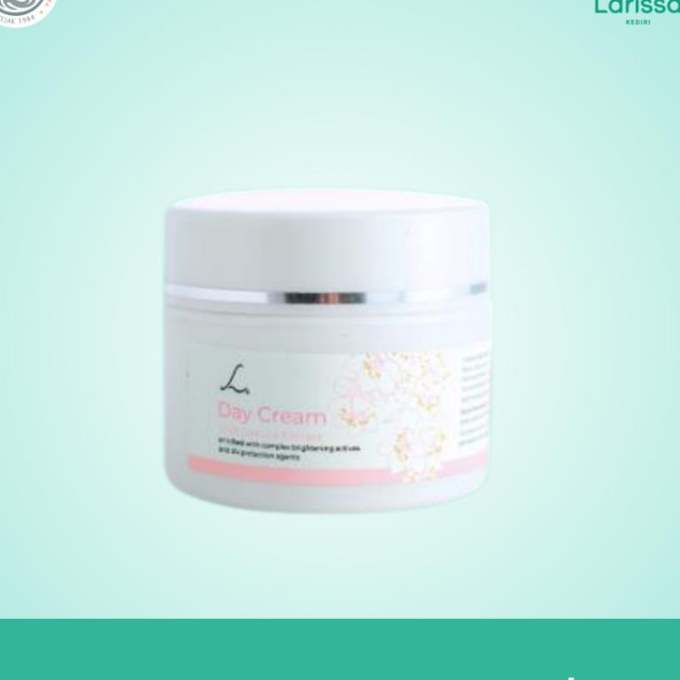 Larissa - Day Cream Sakura Series - Krim Pagi Untuk Mencerahkan