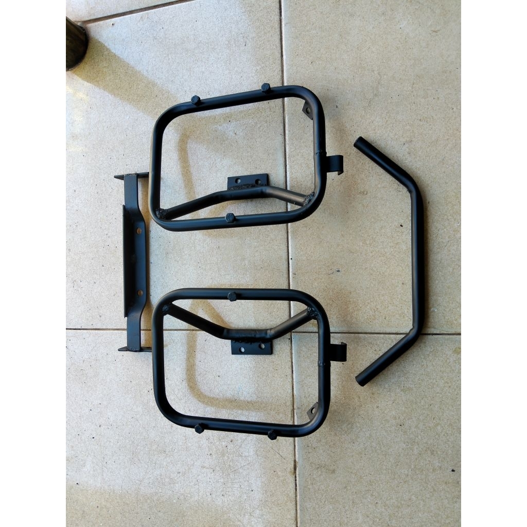 Bracket sidebox sidebag CB150X kuat