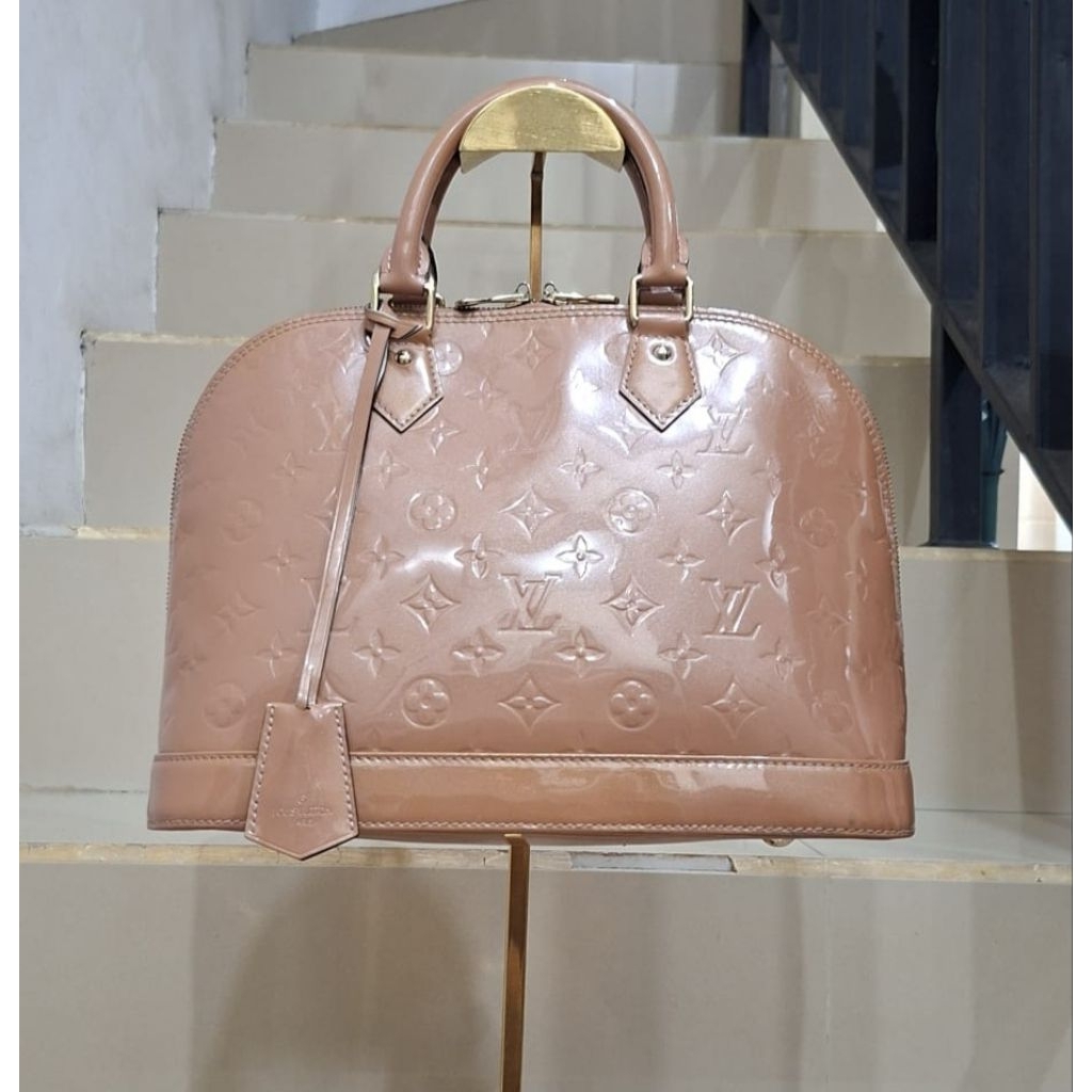 SALE LV ALMA