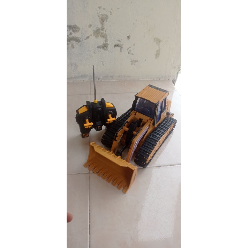 Truk Buldozer Remot Control