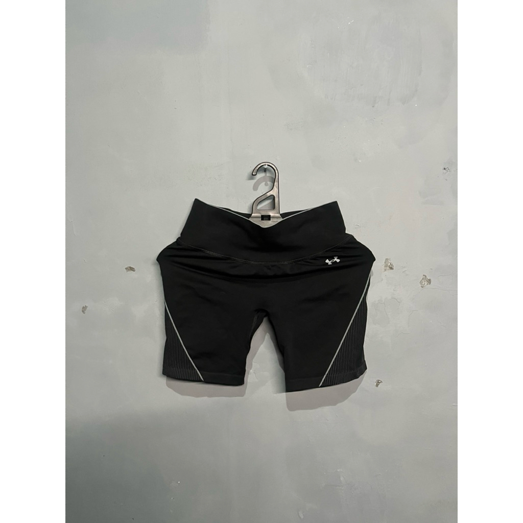 celana compression under armour
