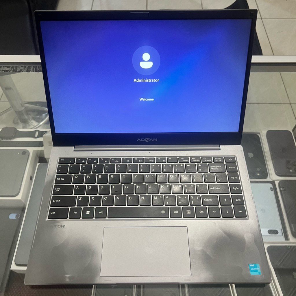 advan soulmate 8/256 celeron n4020