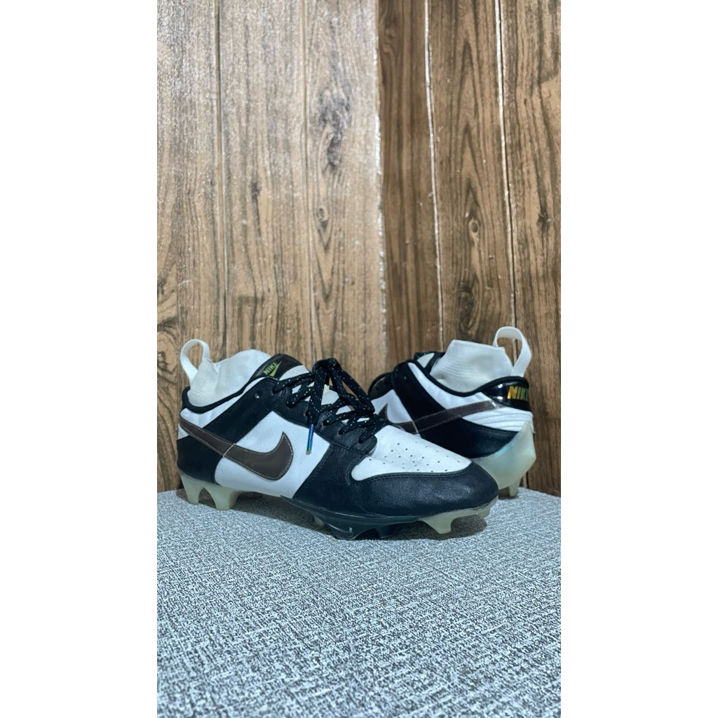 sepatu baseball softball slowpitch