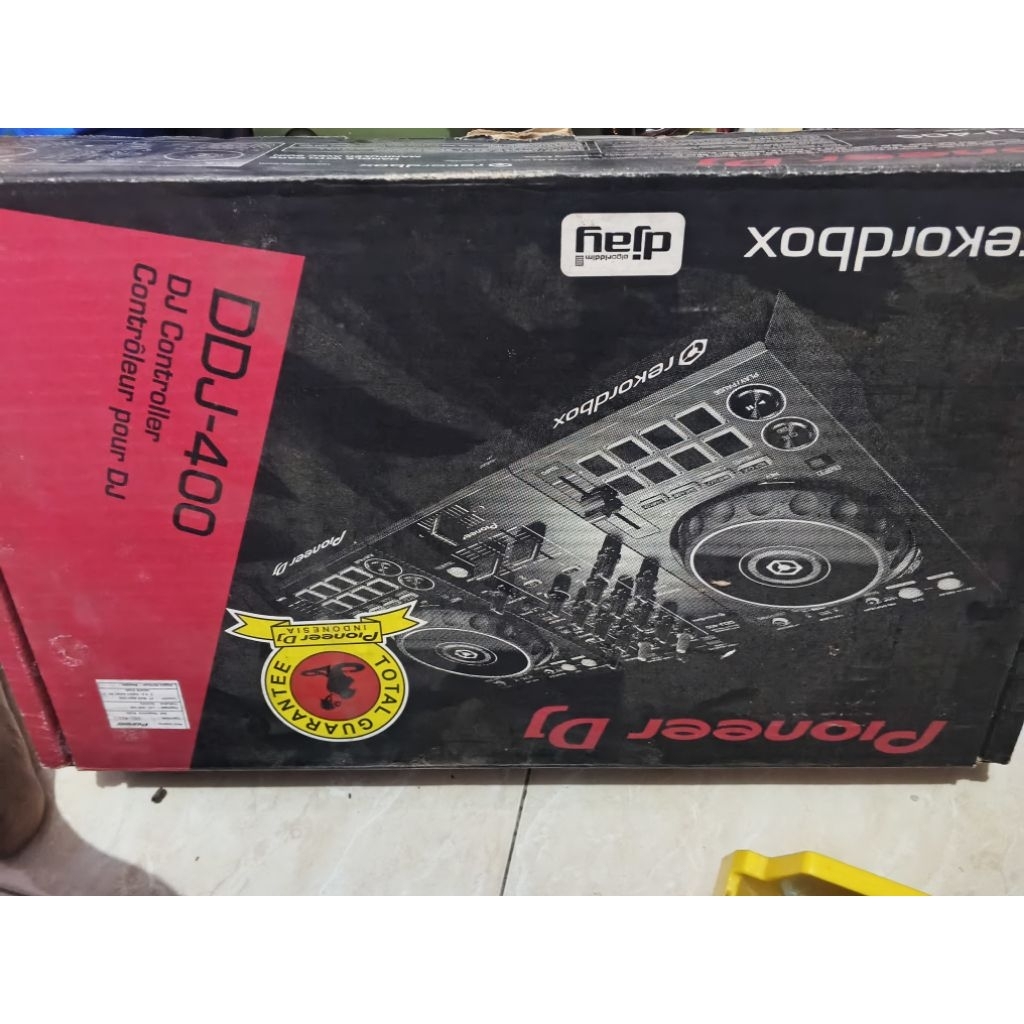 PIONER DDJ-400 (second like new)