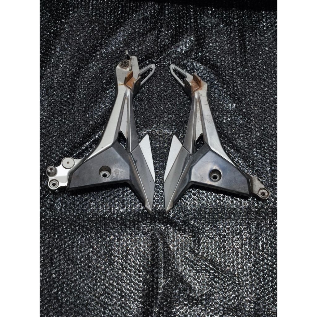 Foot Step postep belakang supra x 125 fi dobel disk blade 125 ori K41 supra DD