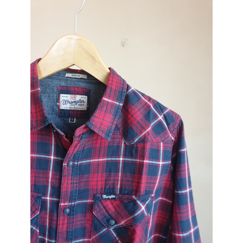 Kemeja Flanel Wrangler Original Merah Navy Size S Regular Fit