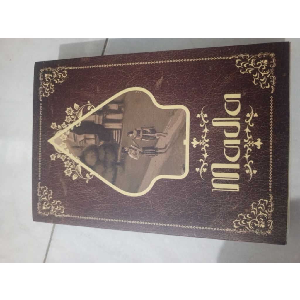 PRELOVED NOVEL MADA