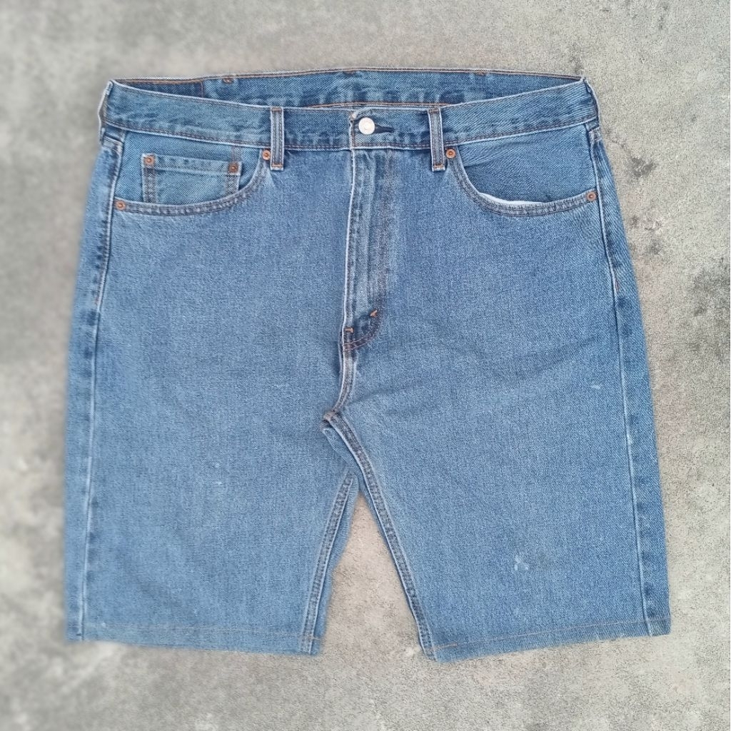 Celana Pendek Jeans Levis 505 size 39-40