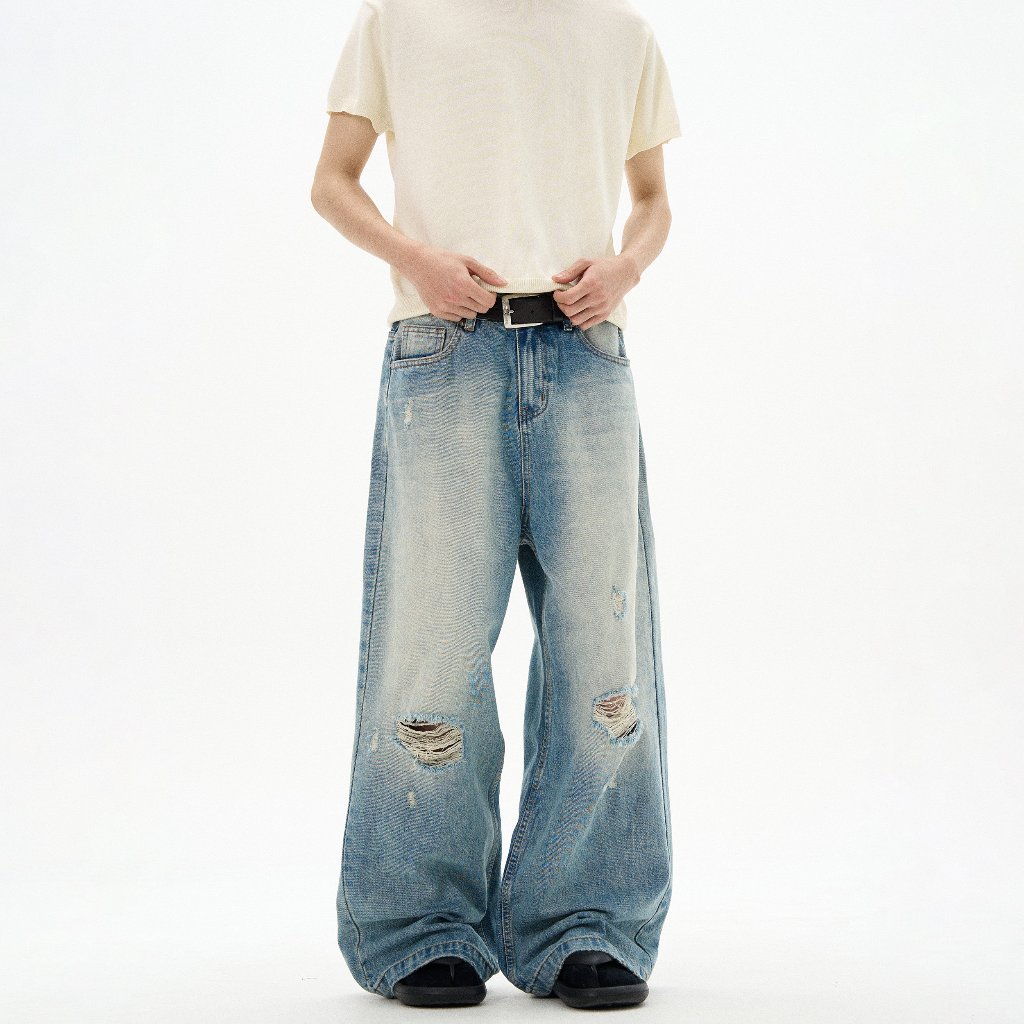Celana jeans Korea vintage cuci aus sobek model menjuntai, straight longgar unisex pria wanita