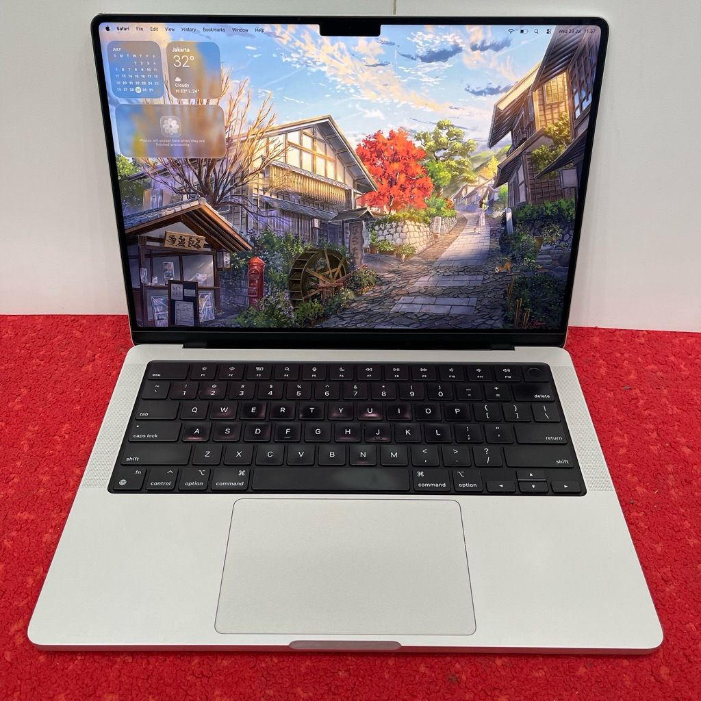 MacBook Pro 14 inch 2021 M1 Pro Silver