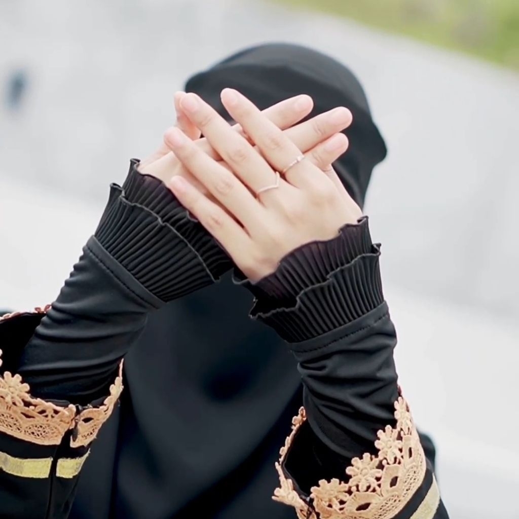 Handsock Queen Ruffle 2 layer | manset tangan renda plisket 2 layer | Handsock Plisket 2 layer