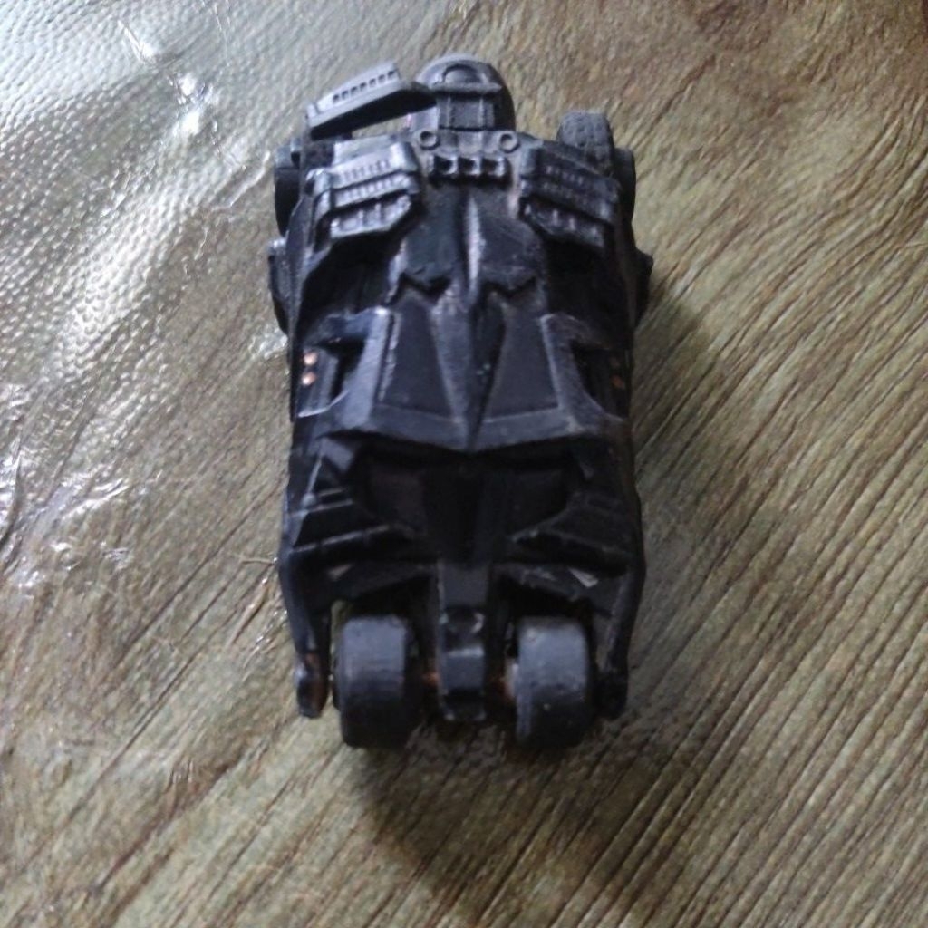 batmobile 4th tomica tomy