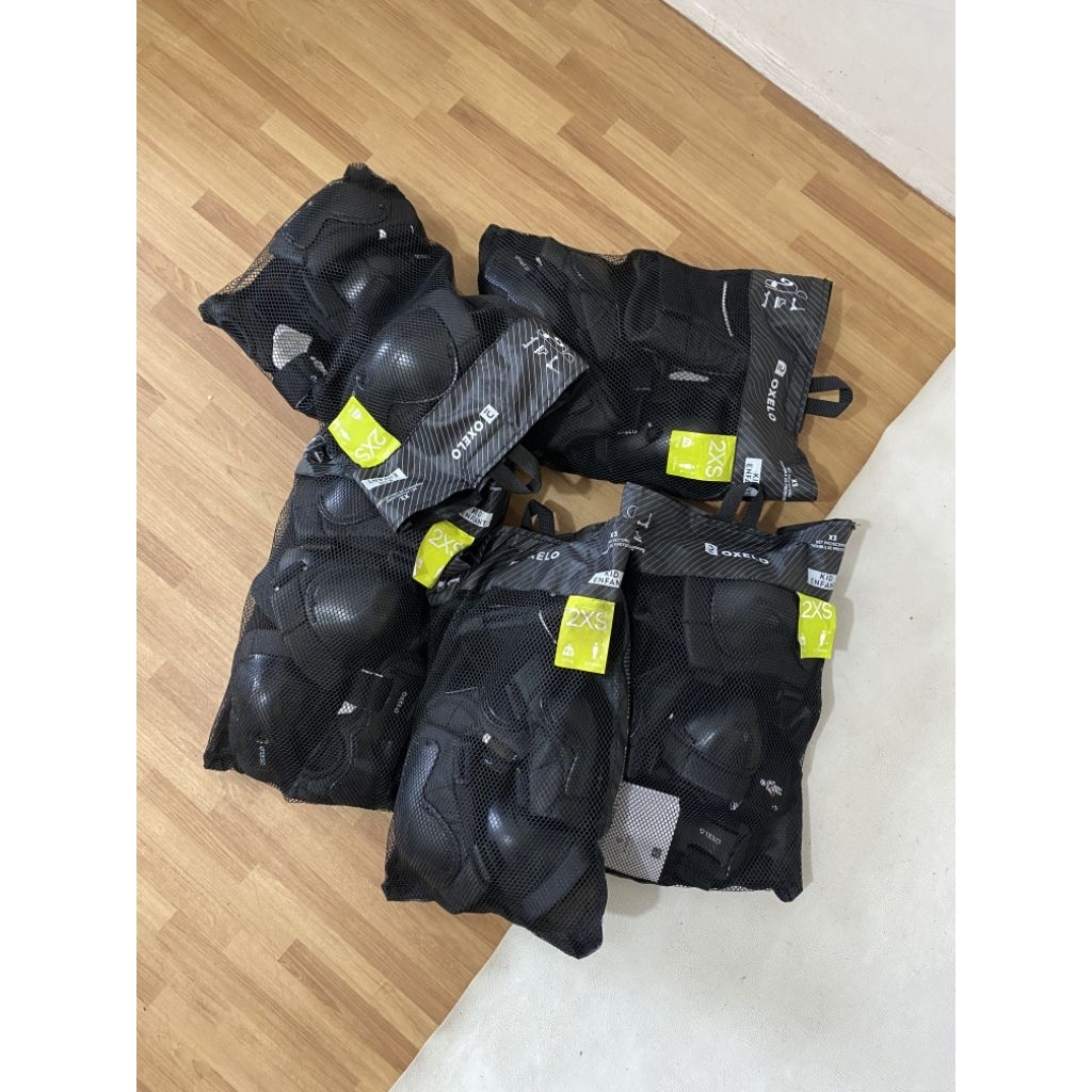 [BRAND NEW] Oxelo Protector Set Anak dan Remaja by Decathlon