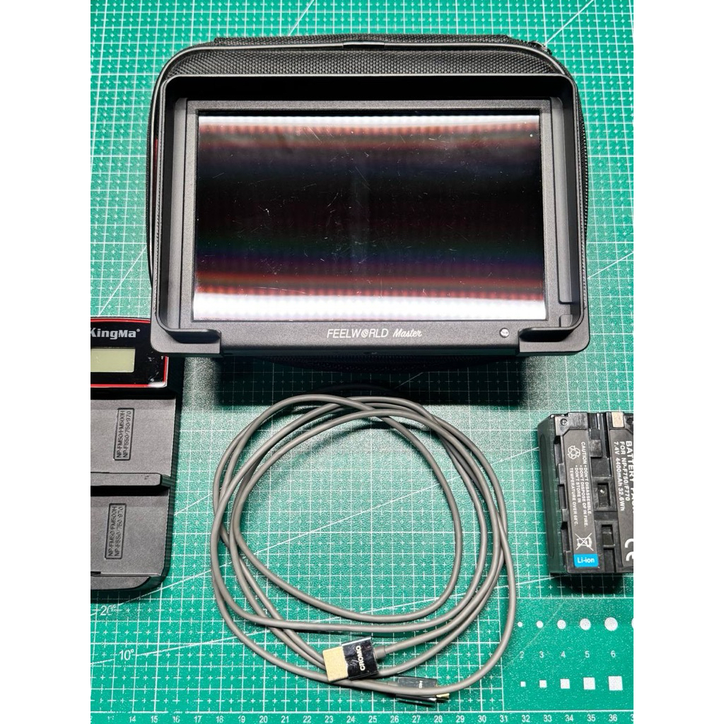 Monitor Feelworld master MA7 monitor 7” HDMI  universal bisa untuk semua kamera Kondisi lecet pemaka