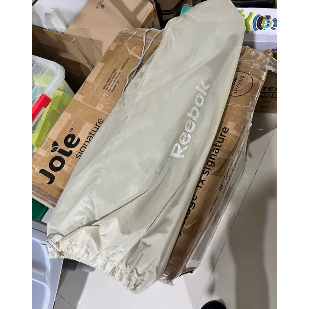 PRELOVED MATRAS OLAHRAGA REEBOK