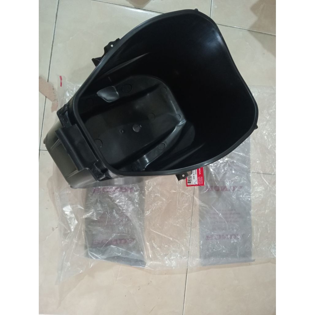 Box bagasi Jok honda scoopy fi K16 original 81250 K16 900