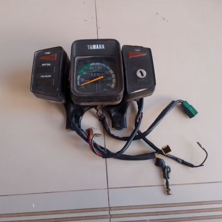 Speedometer Kilometer spidometer Yamaha DT 100 original