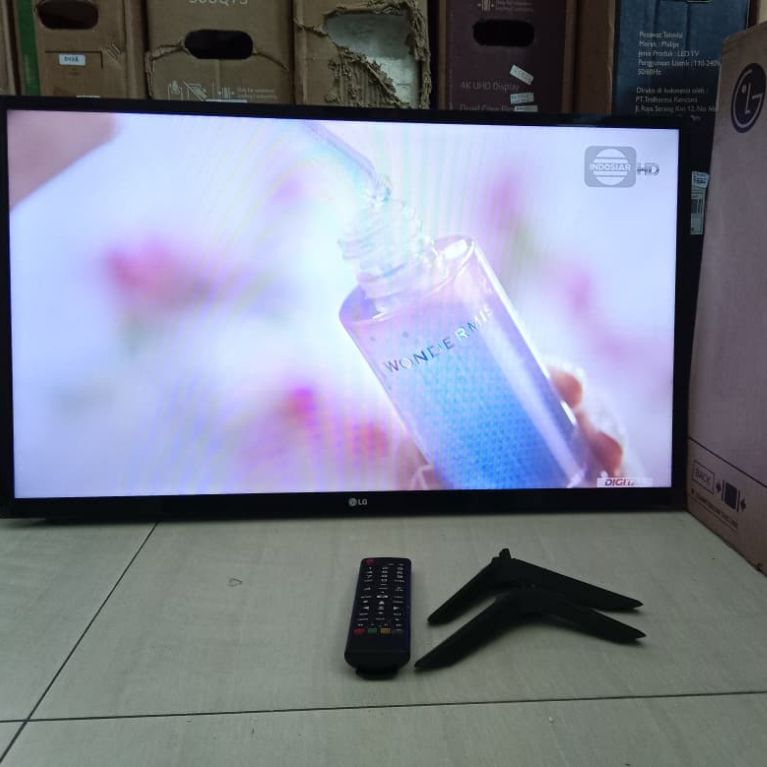 TV LED LG DIGITAL 32 INC SIAP PAKAI TANPA STB KONDISI BEKAS MASIH SEGEL (27m6)