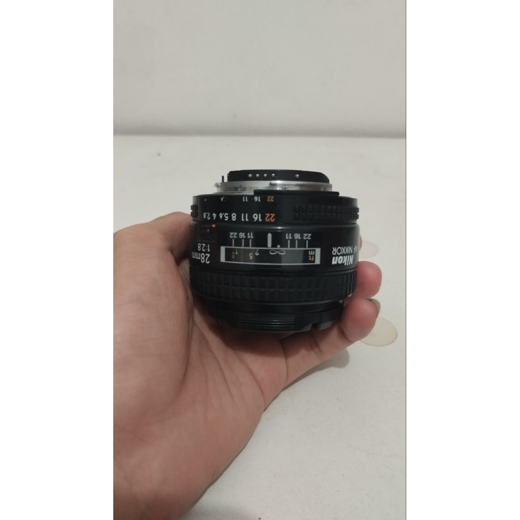 Lensa Nikon AF Nikkor 28mm f/2.8D (AF-D) Original – Lensa Prime Wide