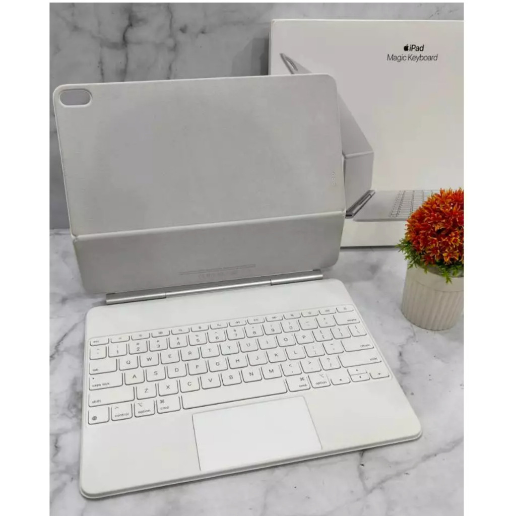 Magic Keyboard iPad Air 13 M3 US English White Second like new Original