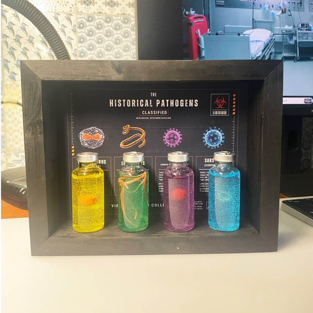Frame 3D PROPS Virus Panthogen Bottle Pajangan Dinding
