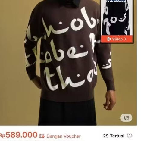 NWT thobe studio crew neck