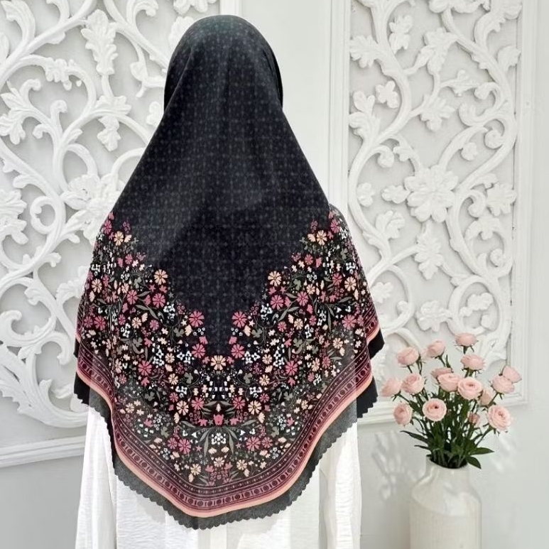 SAFI series Scarf Oval. 4 sudut Voal TrYspan Lasercut 115 cm