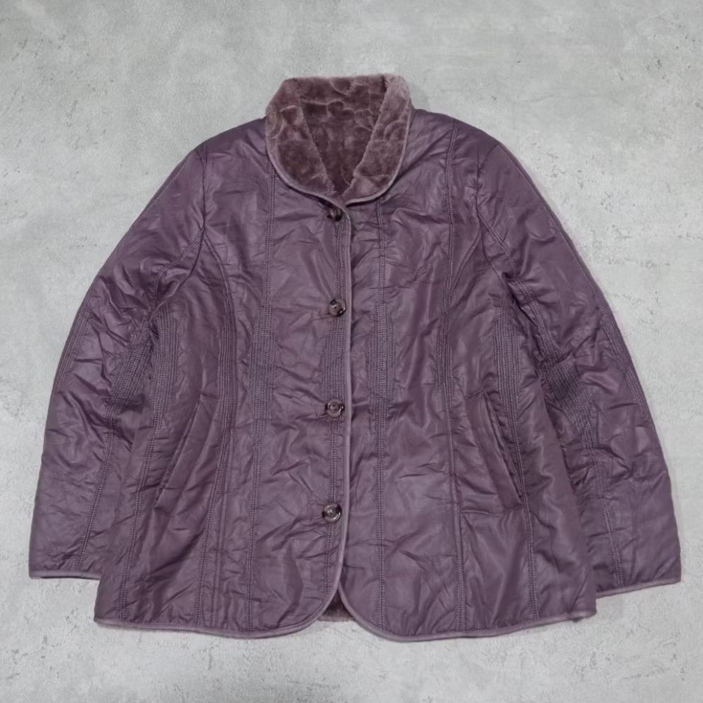 JAKET WOMEN SIZE M 68x55 CM LD 110 CM YUBI UNGU