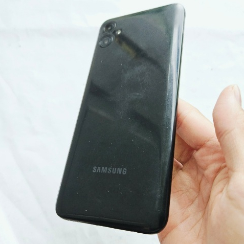 SAMSUNG A04e SECOND SECOND 3/32GB [BACA DESKRIPSI]
