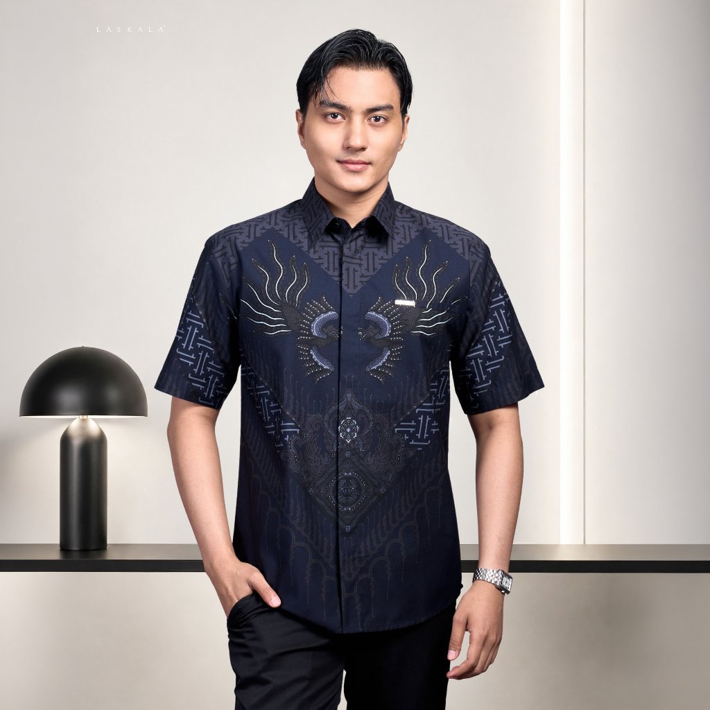 Laskala Batik Premium Wafa Kemeja Batik Pria Slimfit Lengan Pendek