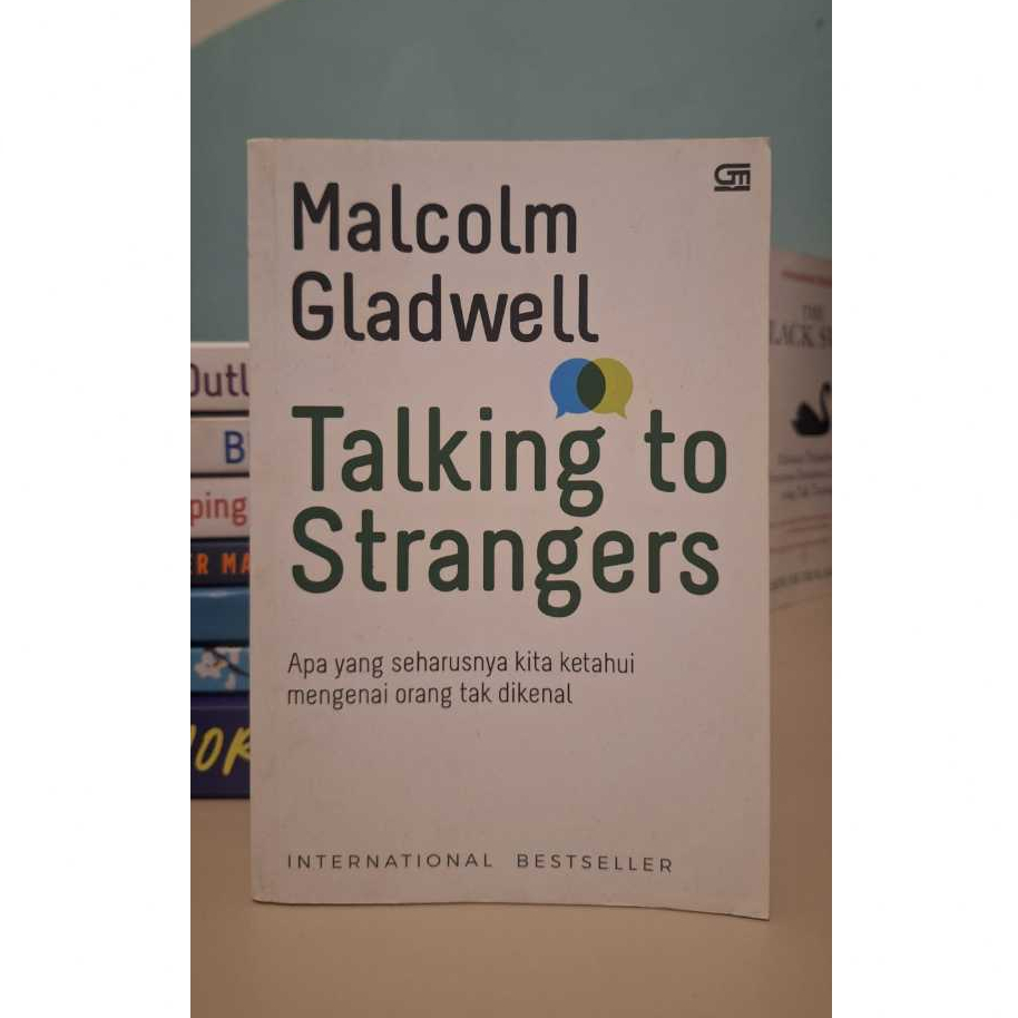 Talking to Strangers by Malcom Gladwell- Original Edition from Gramedia ( preloved )