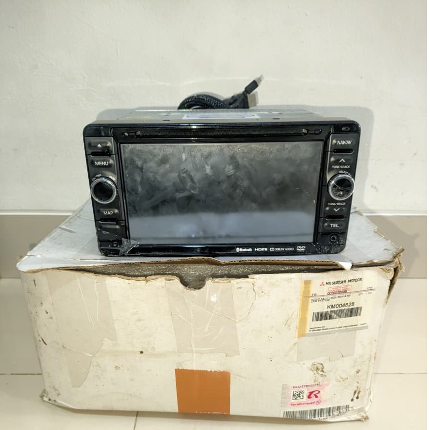 HEADUNIT CLARION NX407AM PAJERO SPORT / ULTIMATE / TRITON ORIGINIAL