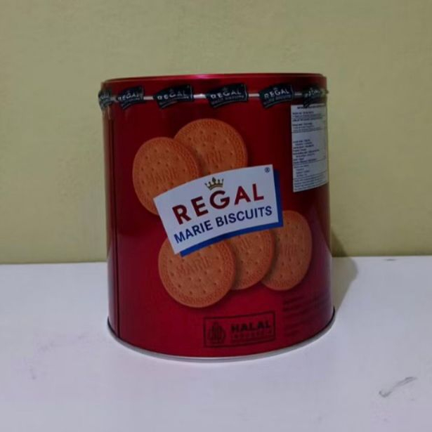 Regal biskuit kaleng
